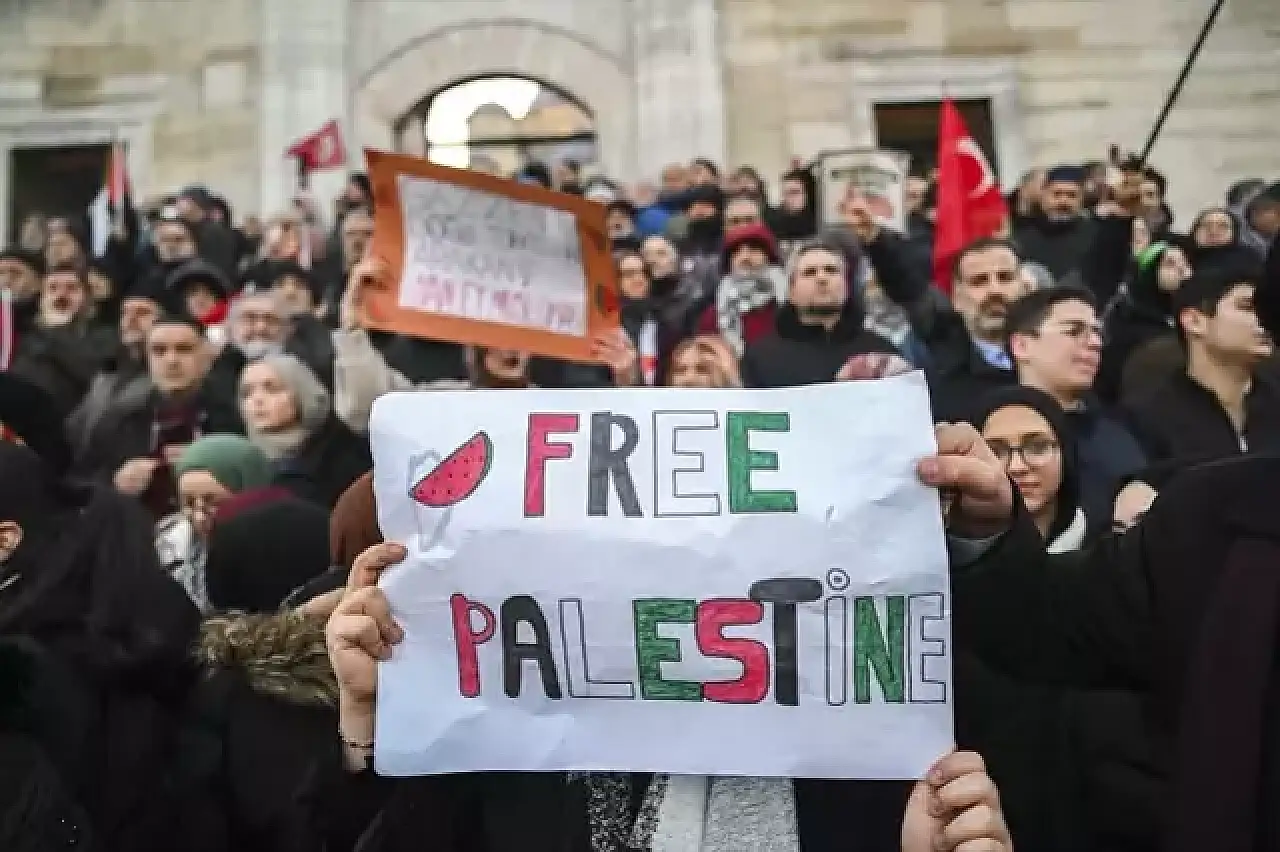 İstanbul'da yüz binlerce kişi Gazze için yürüdü!