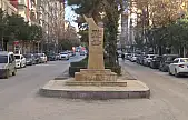 Elazığ Belediyesi, Şehit İlhanlar Caddesi'nde yol yenileme çalışması başlatıyor