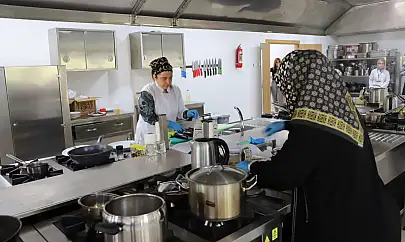 Fırat Üniversitesi'nde 'Elazığ Şefini Seçiyor' yemek yarışmalarının ödül töreni