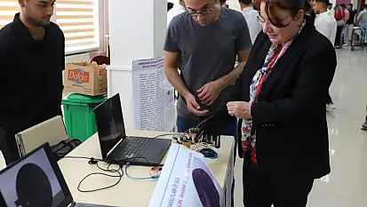 FÜ Mühendislik Fakültesi'nde bitirme proje yarışması düzenlendi