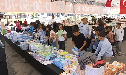 Elazığ'da Kitap Şöleni devam ediyor