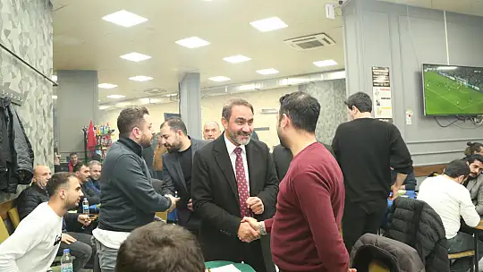 Başkan adayı Duran'dan Galericiler Sitesi ziyareti