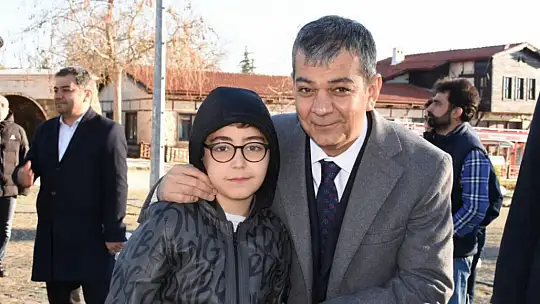 AK Parti Milletvekili Adayları seçim çalışmalarını sürdürüyor
