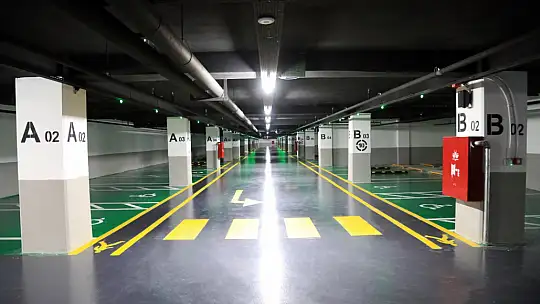 Cumhuriyet Meydanı Yer Altı Otoparkı hizmete açılıyor