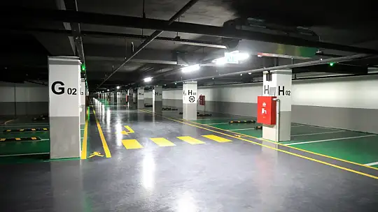 Cumhuriyet Meydanı Yer Altı Otoparkı hizmete açılıyor