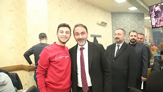 Başkan adayı Duran'dan Galericiler Sitesi ziyareti