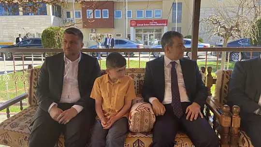 AK Parti Milletvekili Adayları seçim çalışmalarını sürdürüyor
