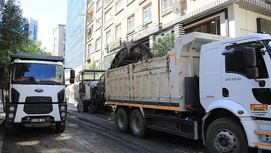 Şehit İlhanlar Caddesi'nde çalışmalar başladı