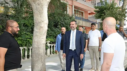Başkan Şerifoğulları, Şehit İlhanlar Caddesi'nde incelemelerde bulundu