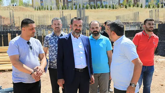 Başkan Şerifoğulları: Şehrimizin her köşesine hizmet götürüyoruz