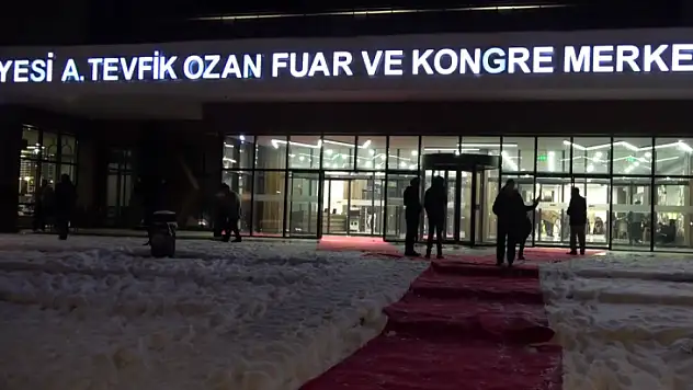 Elazığ Belediyesi ihtiyaç malzemesi toplama merkezi oluşturdu