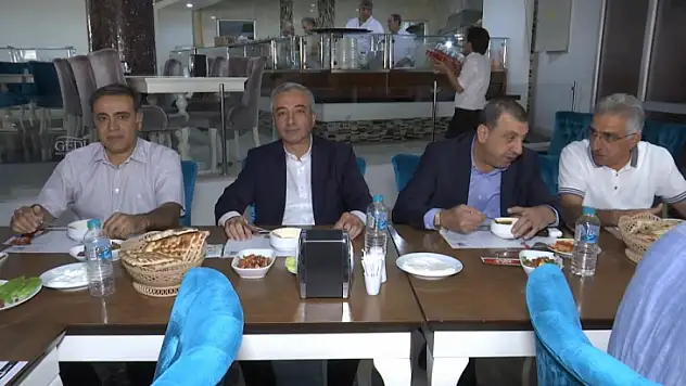 İmam Hatip mezunları bir araya geldi