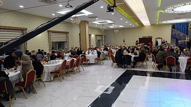 Sanatçı İlke Yıldız, hayran bıraktı!