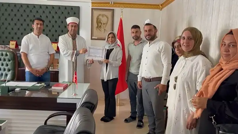 Alman vatandaşı Müslüman oldu