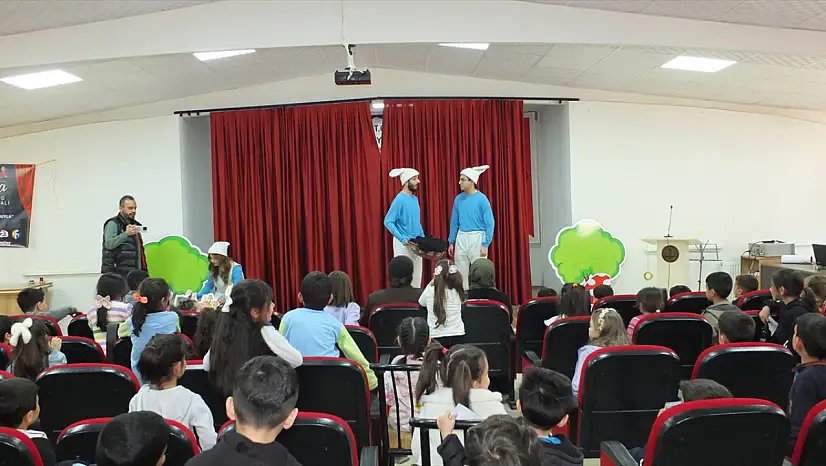 Çaydaçıra Tiyatro Festivali devam ediyor