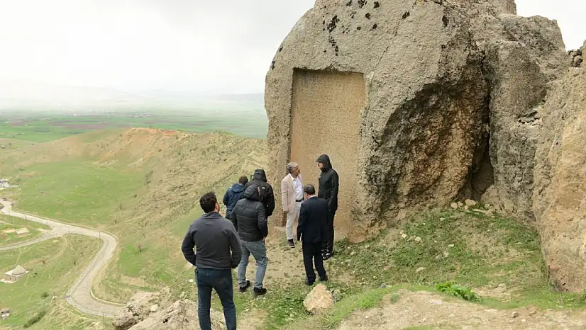 Palu Kalesi'nde arkeolojik kazılar için geri sayım başladı