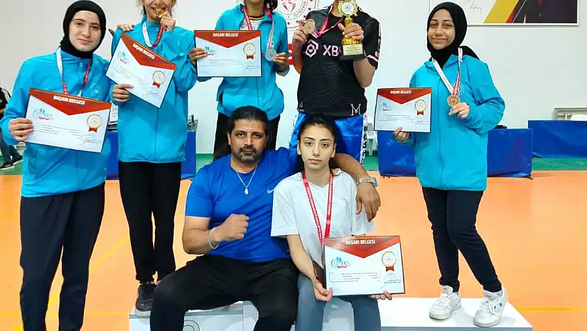 Wushu Kungfu'da derece üstüne derece