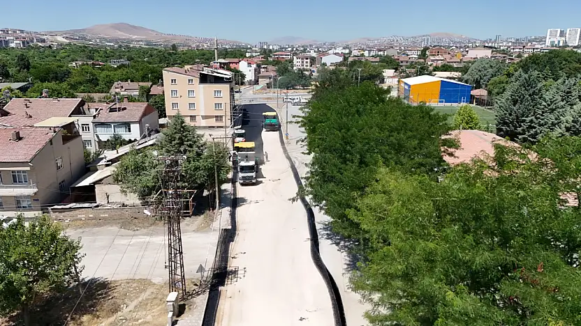 Elazığ'da asfalt hamlesi sürüyor