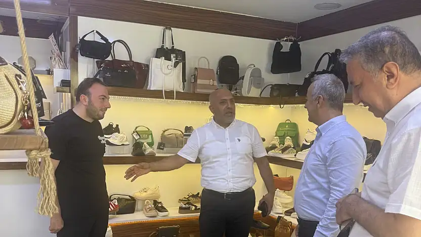Esnaflardan evlenecek çiftlere anlamlı destek