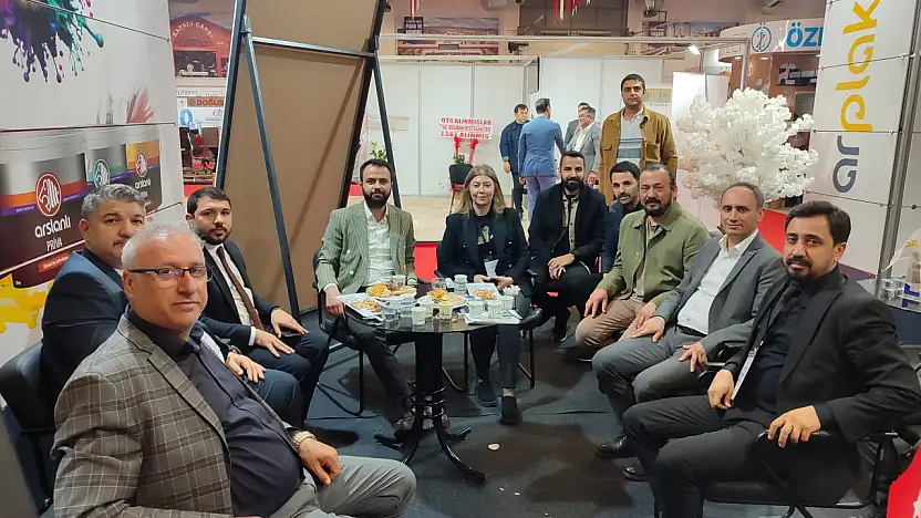 MÜSİAD Yönetimi, Elazığ İnşaat Fuarı'nda stantları gezdi