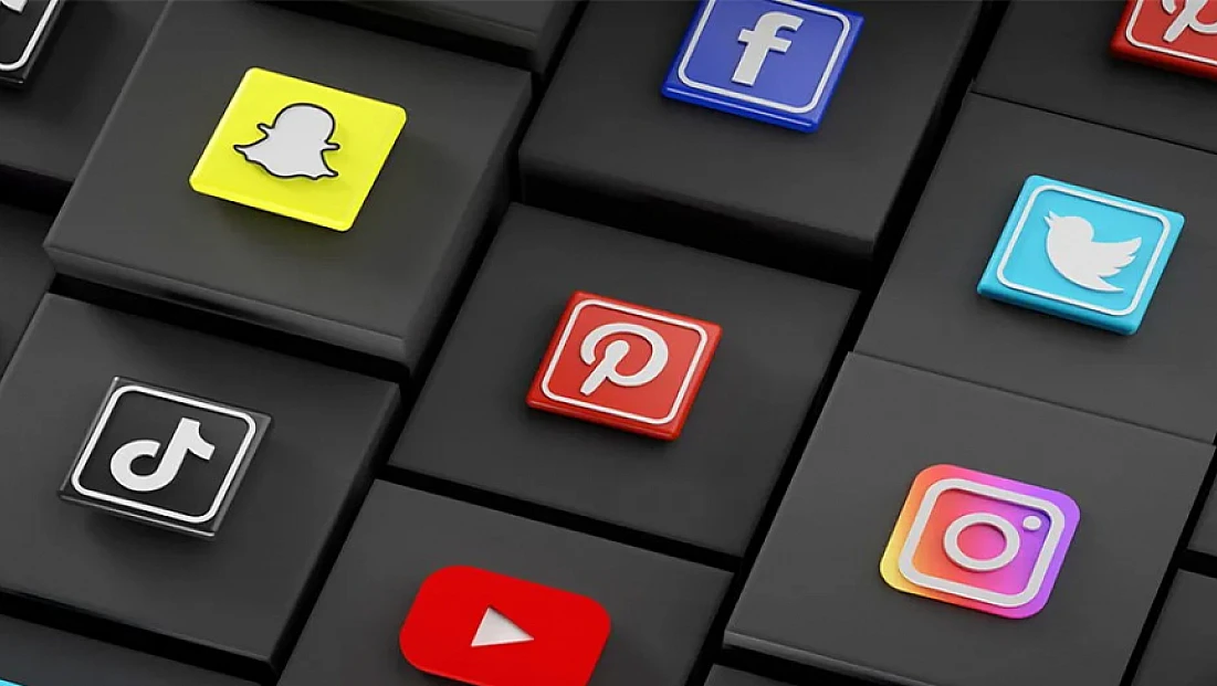 Bakan Göktaş açıkladı! Sosyal medyaya yaş sınırı gelecek mi?