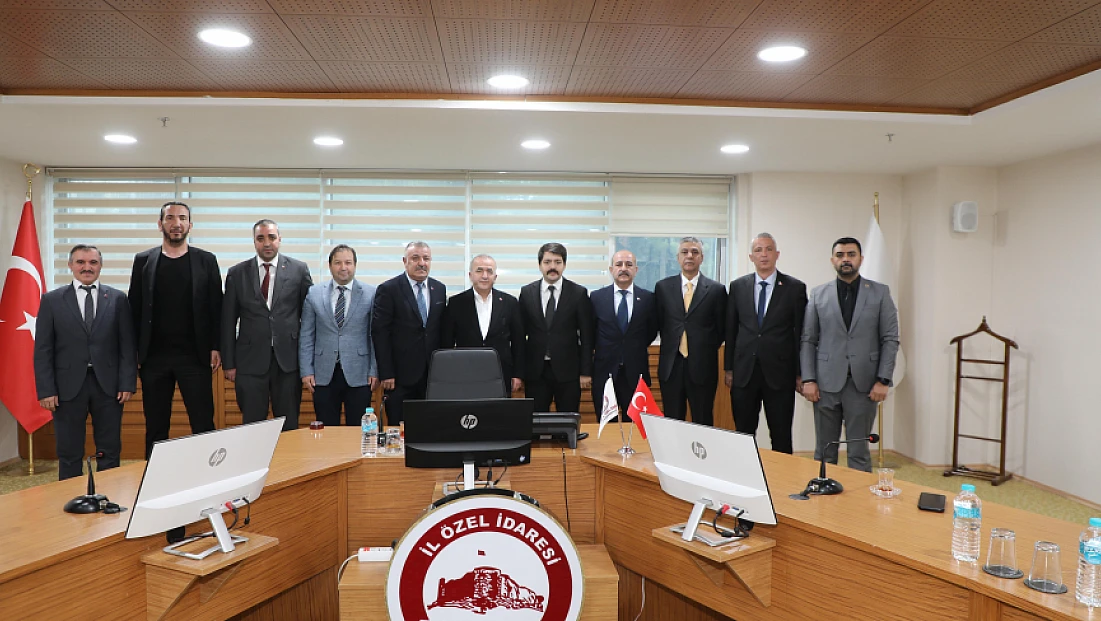 Başkan Bankur Vali Hatipoğlu ile görüştü