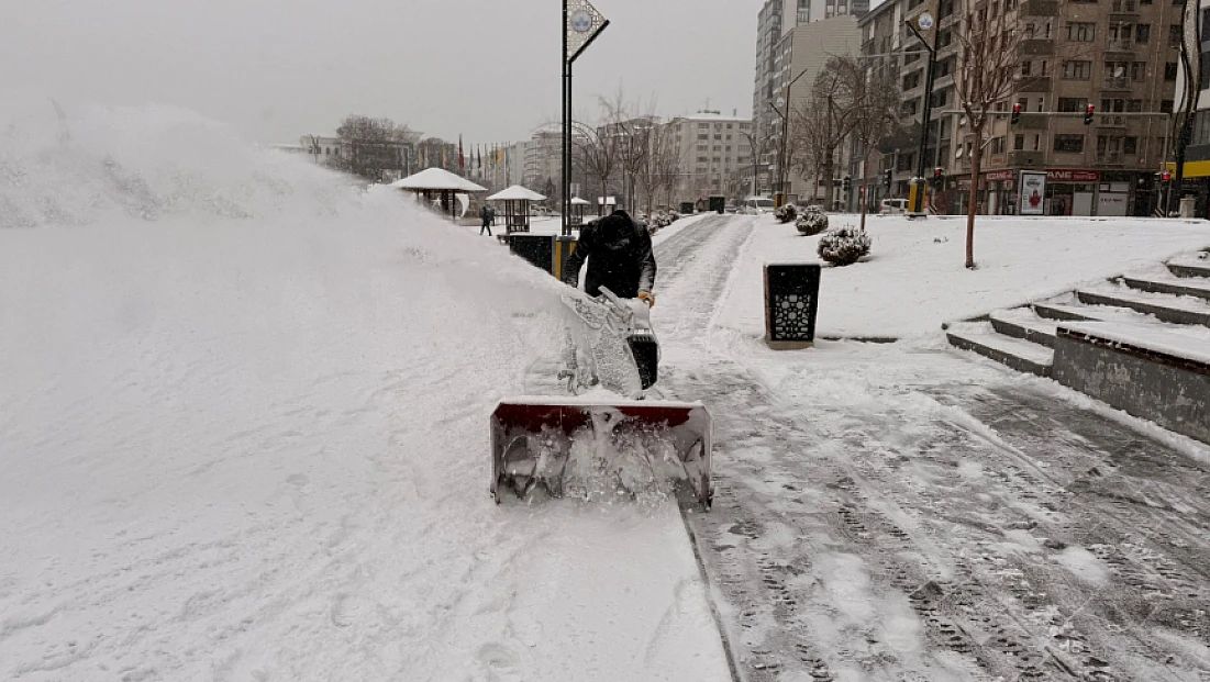 Başkan Şerifoğulları: Ekiplerimiz, 7/24 görev başında