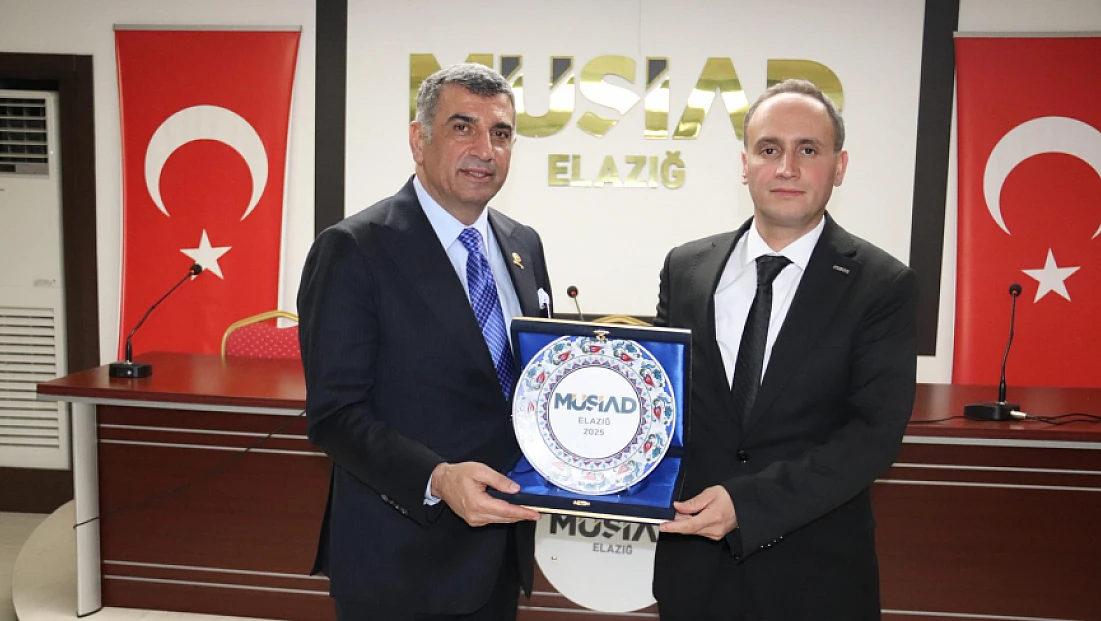 Dost Meclisi'nin konuğu Milletvekili Erol oldu