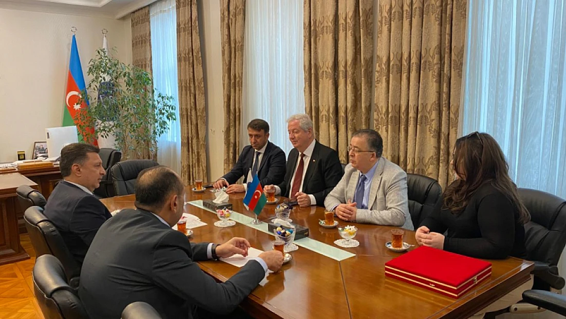 Elazığ heyetinden Azerbaycan Tıp Üniversitesi'ne ziyaret