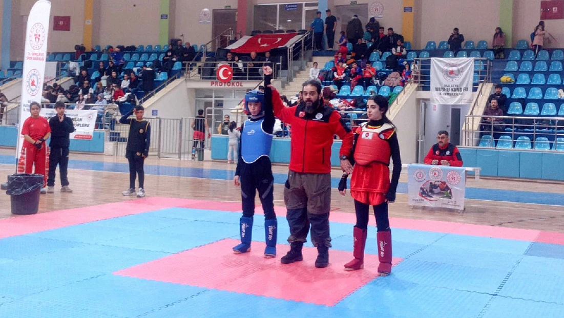 Elazığ Wushu Kung-Fu’da bölgeye damga vurdu