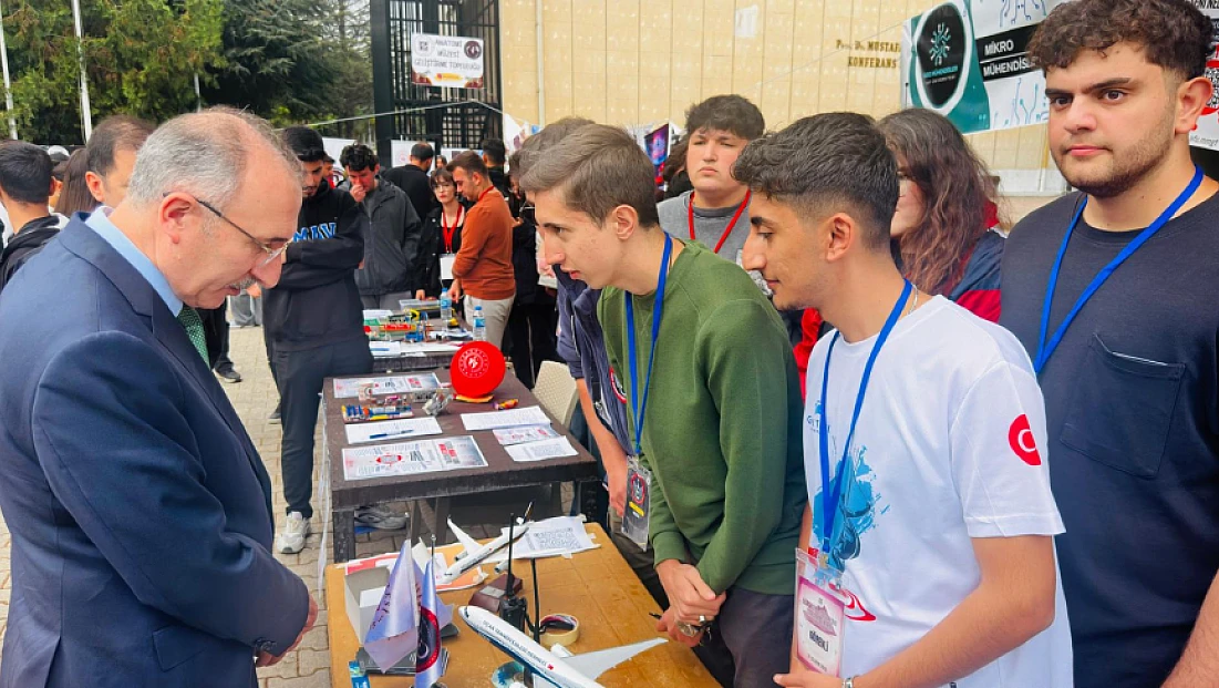 Fırat Üniversitesi öğrenci topluluklarından tanıtım günleri