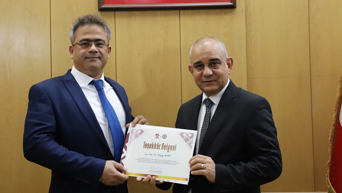 Fırat Üniversitesinde ‘Atatürk’ün İleri Görüşlülüğü’ konulu konferans