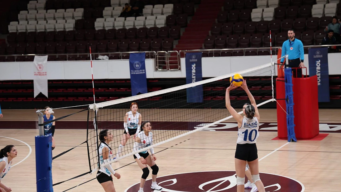 Genç Sultanlar Elazığ’da şampiyonluk için filede buluştu