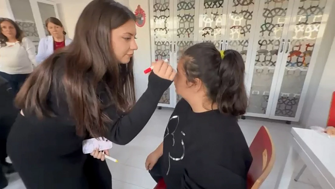 Kaya Karakaya Güzel Sanatlar Lisesi’nden anlamlı program