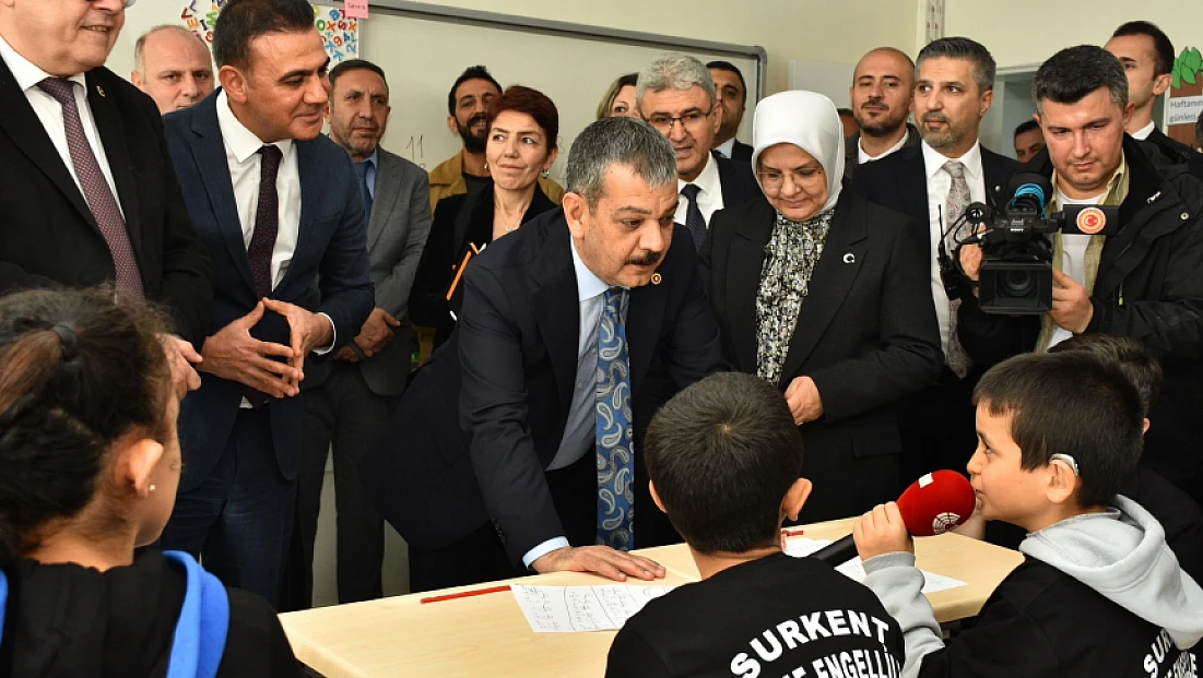 Keleş, Diyarbakır’da engelli bireyler için yürütülen çalışmaları yerinde inceledi