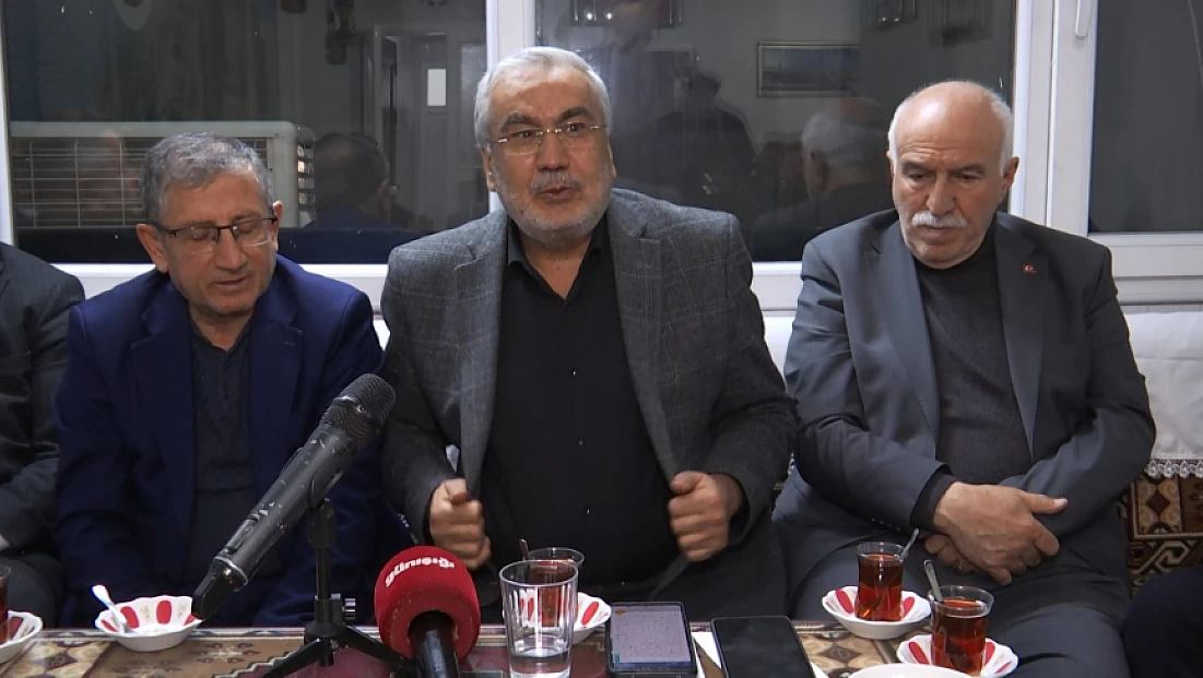 Kürsübaşı sohbetlerinin konuğu Celal Sürgeç oldu