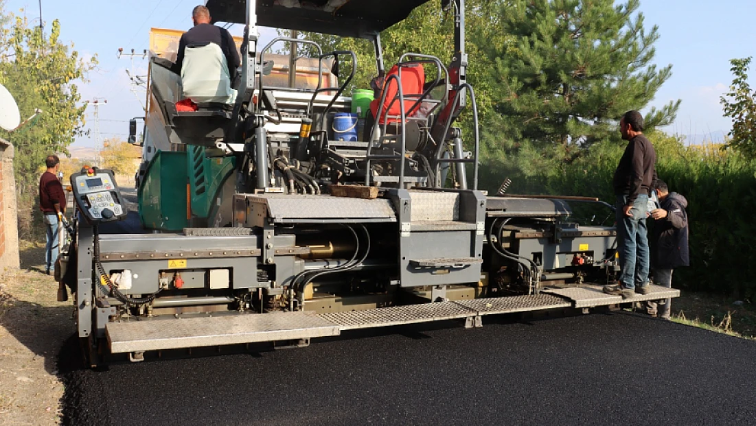 Muratbağı Köyü'nde BSK asfalt çalışması