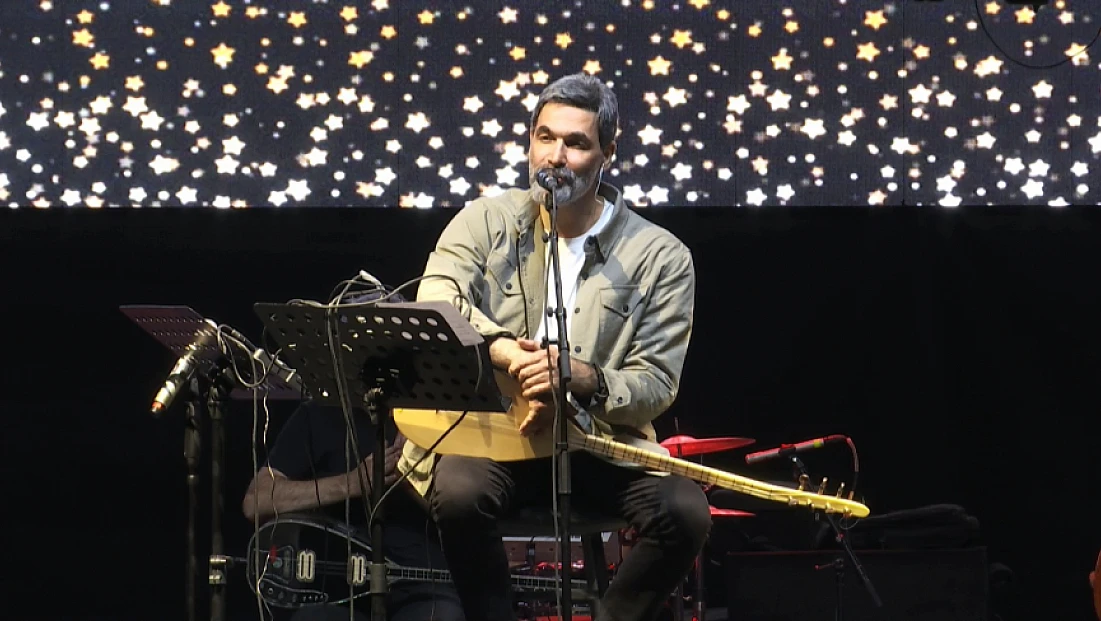 Uğur Işılak, hayran bıraktı