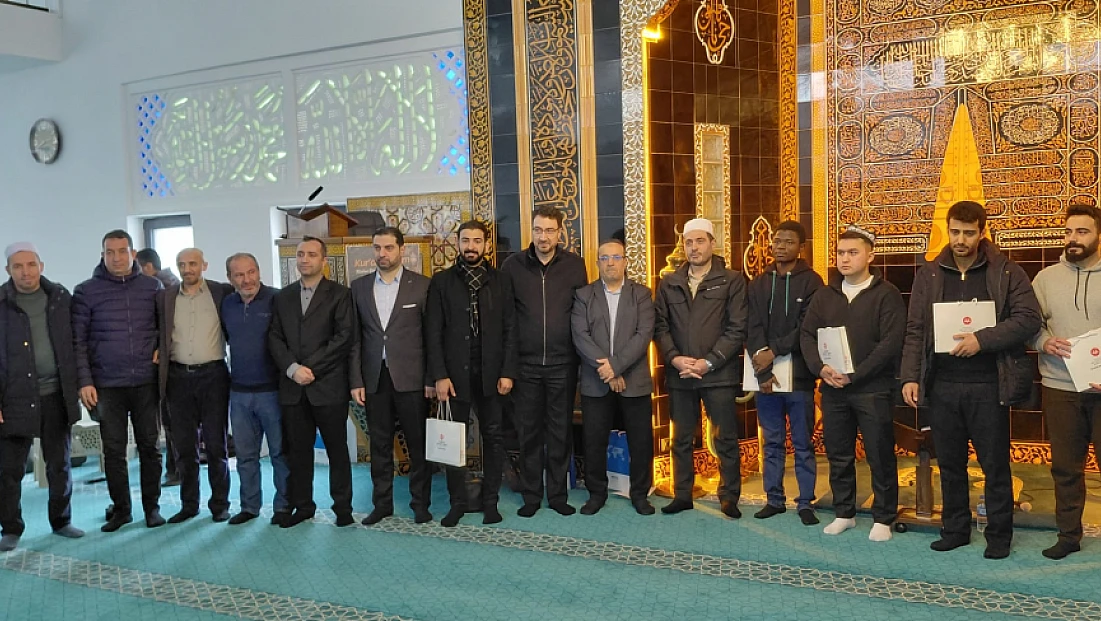 Uluslararası öğrencilerden Kur’an-I Kerim ziyafeti