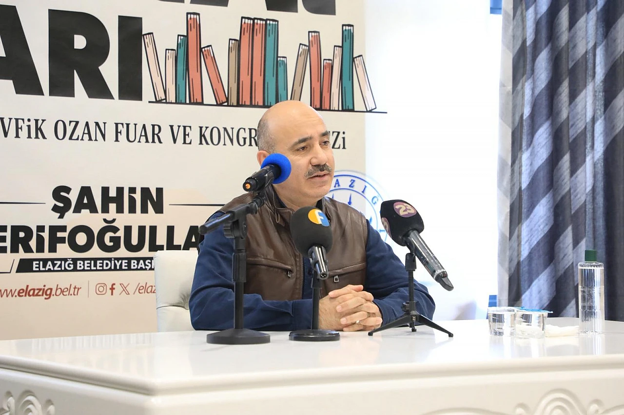 Birbirinden kıymetli şair ve yazarlar, sevenleri ile buluşuyor