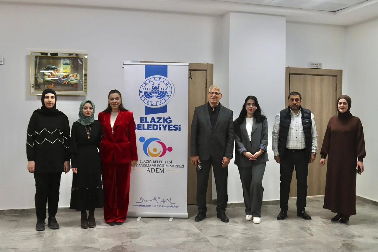 Elazığ Belediyesi'nin düzenlediği 'Pozitif Nesil Gurup Terapileri' başladı