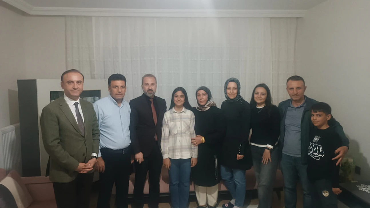 'Biz Bir Aileyiz Projesi' ev ziyaretleri devam ediyor