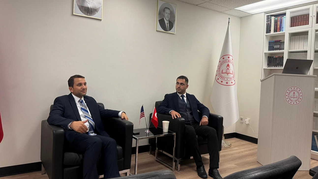 Doç. Dr. Birol Bulut, Los Angeles'ta söyleşi gerçekleştirdi