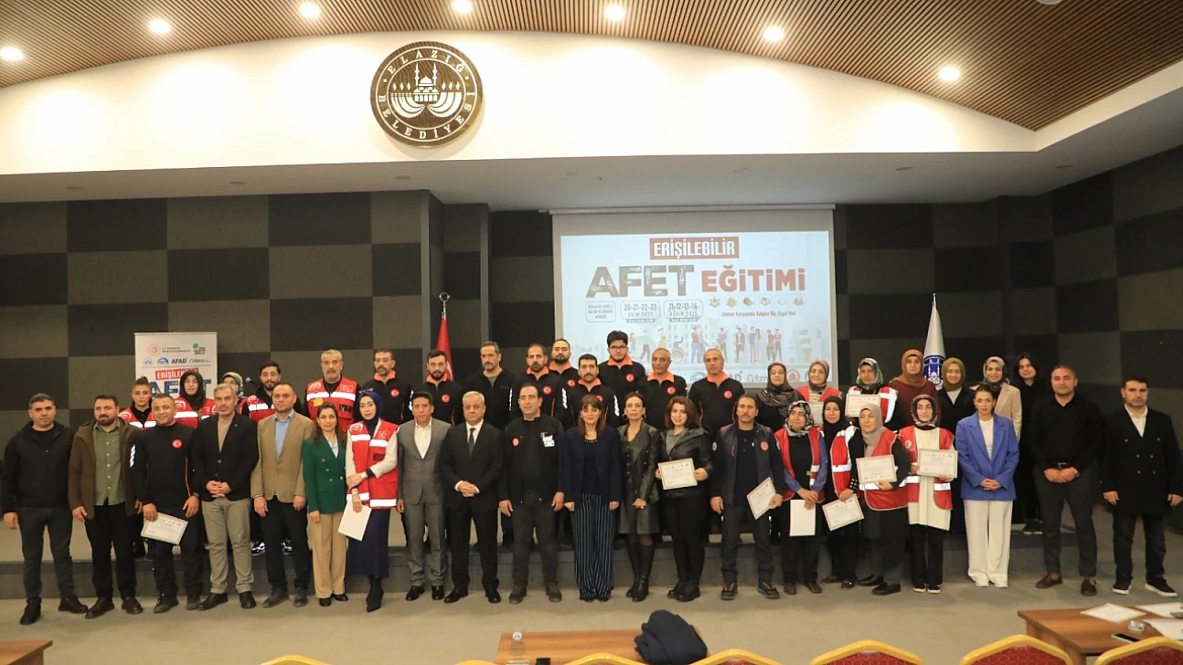 Erişilebilir afet eğitimi projesinin söyleşi ve sertifika programı yapıldı