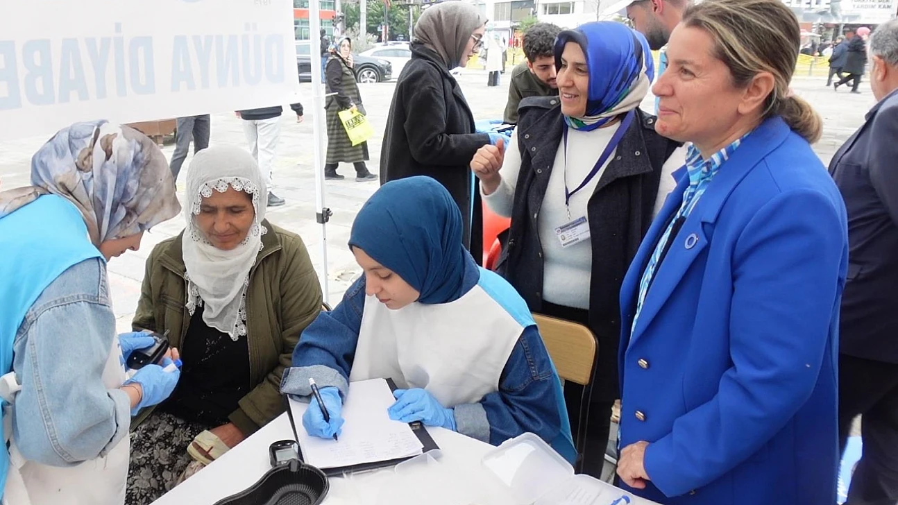 Fırat Üniversitesi Hastanesi'nden diyabet farkındalığı etkinliği