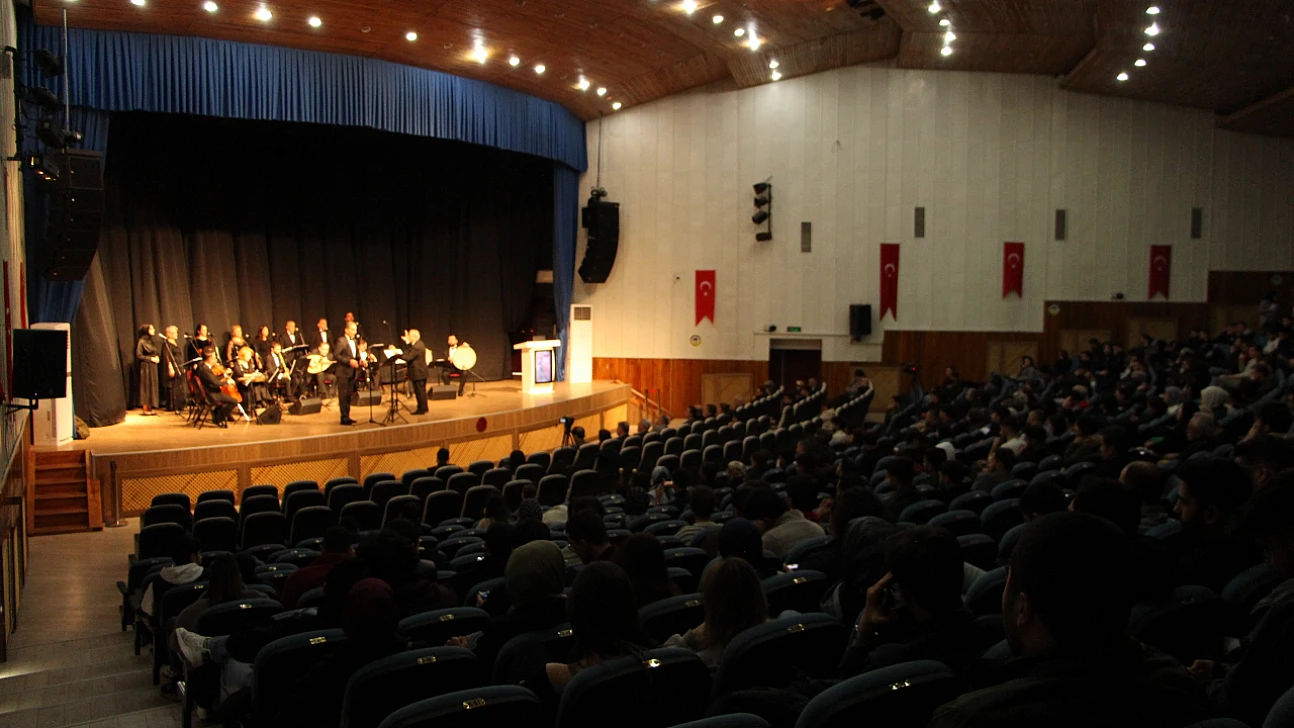 FÜ'de Mehmet Âkif'i anlamak konulu konferans