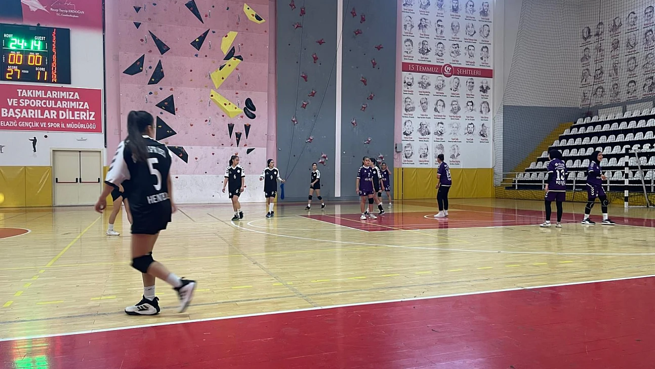 Hentbol Bölge Şampiyonası Elazığ'da tamamlandı