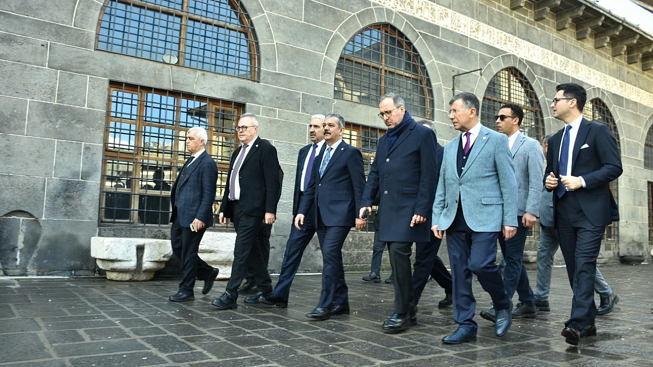 Keleş, Diyarbakır'da engelli bireyler için yürütülen çalışmaları yerinde inceledi