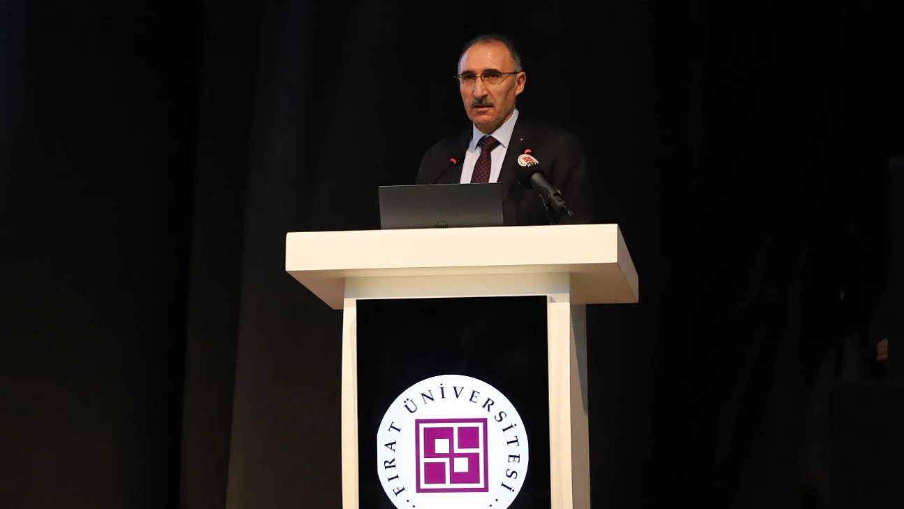 Rektör Prof. Dr. Göktaş, akademik personelle bir araya geldi