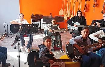 Elazığ'da gençlik merkezleriyle gelecek inşa ediliyor